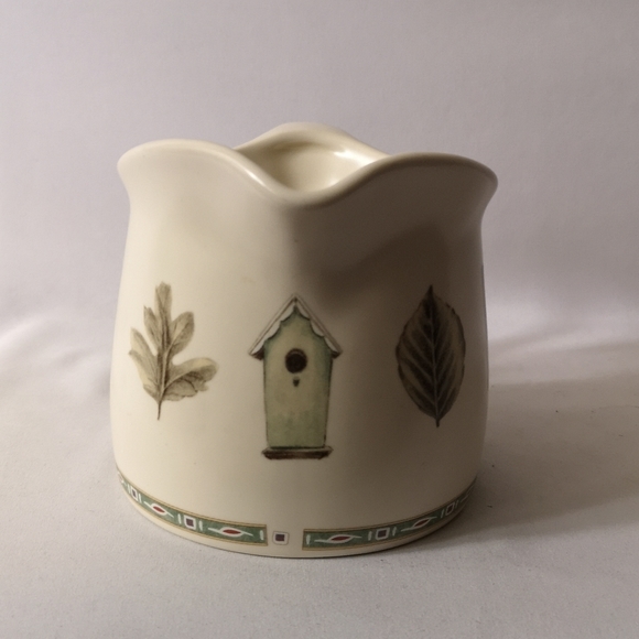 Large Pfaltzgraff Portfolio Sauce Pitcher with Handle, Naturewood, Made in US - Picture 2 of 5